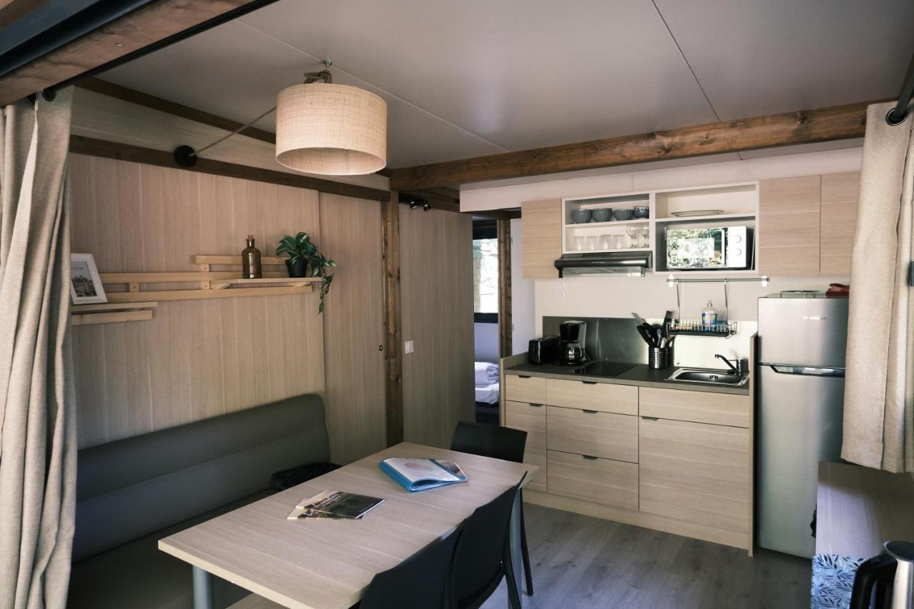 Lodge Avec Spa Privatif - Foret Et Lac Liginiac Eksteriør billede