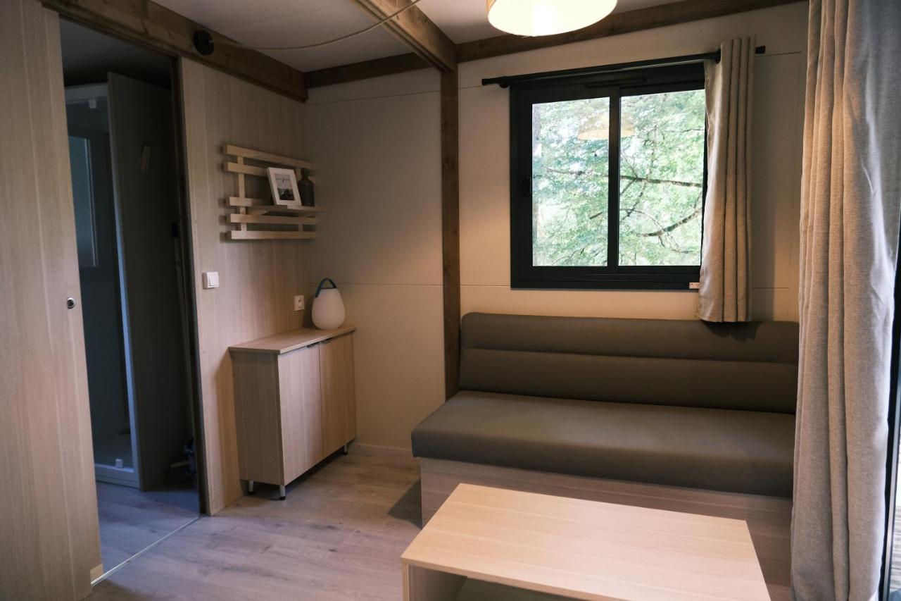 Lodge Avec Spa Privatif - Foret Et Lac Liginiac Eksteriør billede