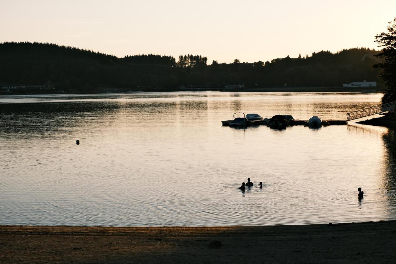 Lodge Avec Spa Privatif - Foret Et Lac Liginiac Eksteriør billede