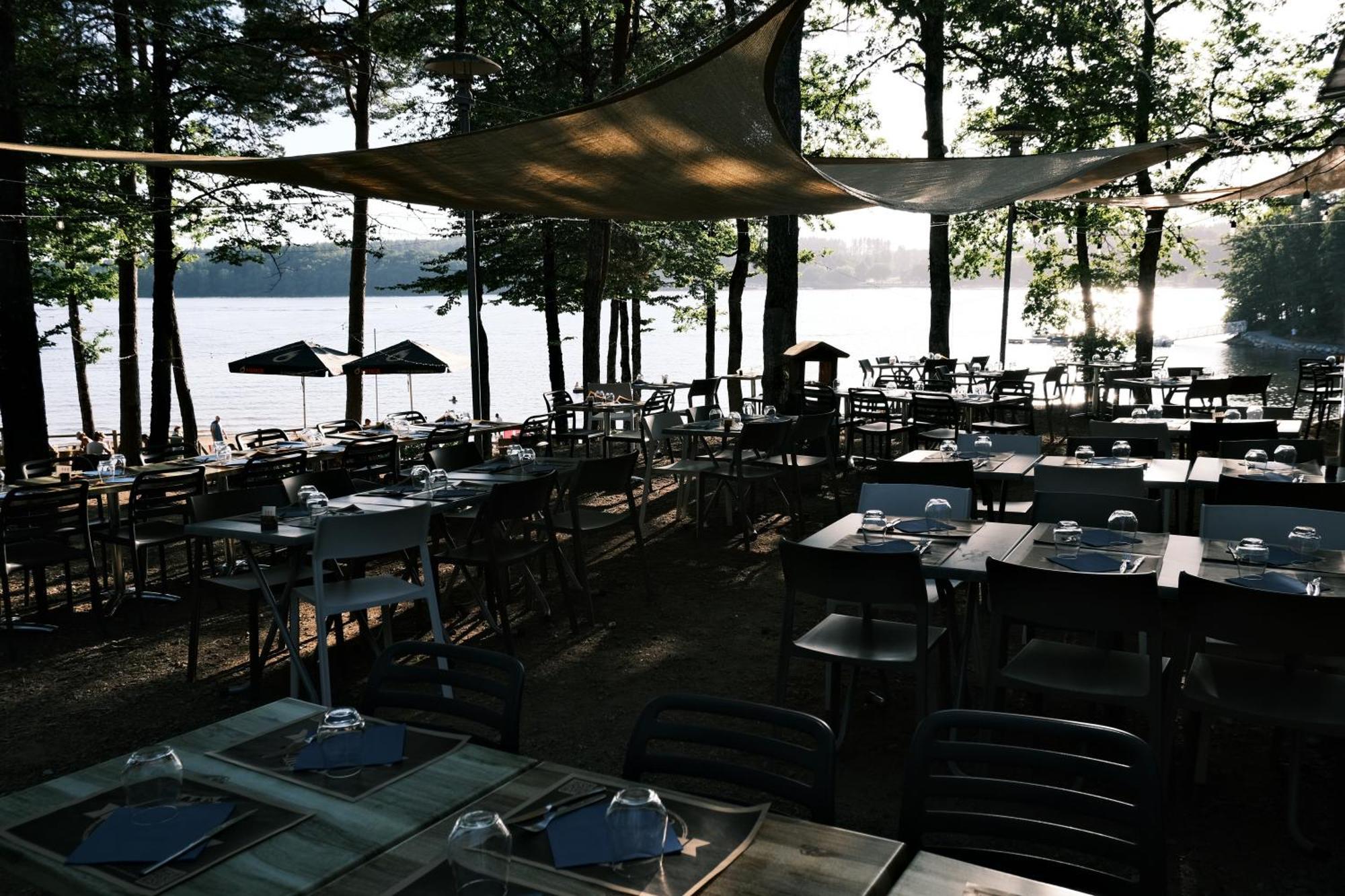 Lodge Avec Spa Privatif - Foret Et Lac Liginiac Eksteriør billede